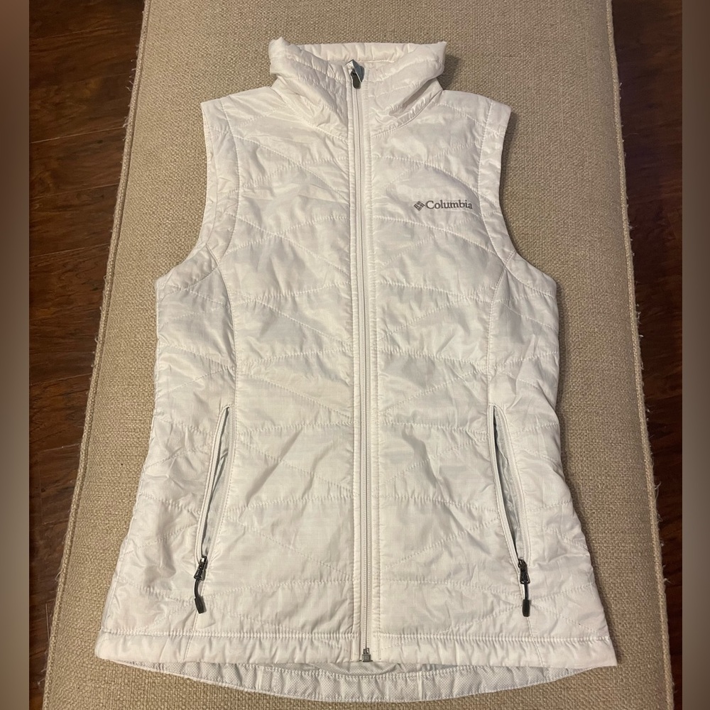 Columbia White Quilted Packable Puffer Vest